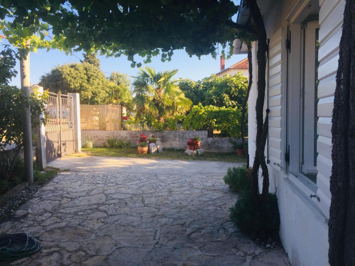 Holiday Home Casa Bianca Sukosan Exterior photo